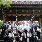 功山寺の前で参加者の集合写真