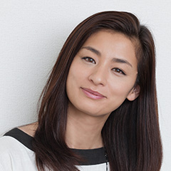 尾野 真千子さん