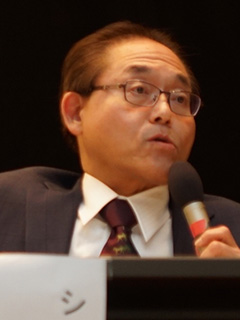 山下　達夫氏