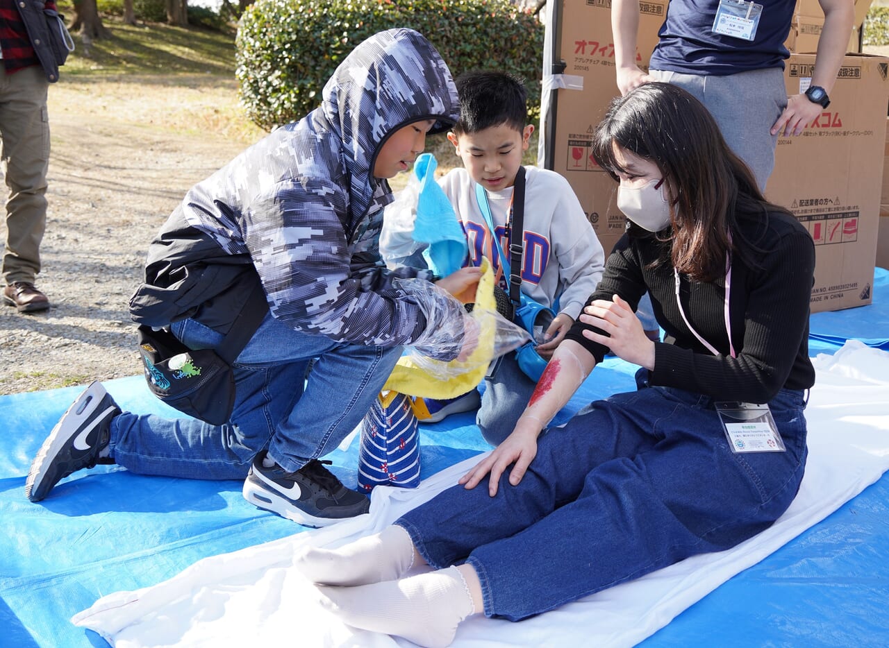 千里病院が済生会フェア　小学生が救命の腕を競うメディカルラリー