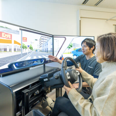 運転シミュレーターによる運転再開支援を開始