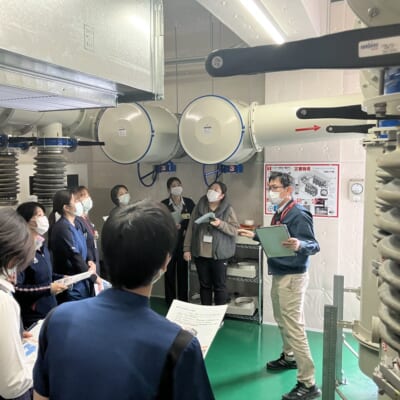 原子力災害に備え屋内退避施設稼働訓練