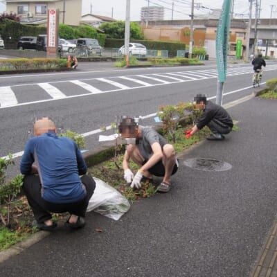 更生保護施設入所者が地域清掃　近隣住民から差し入れも