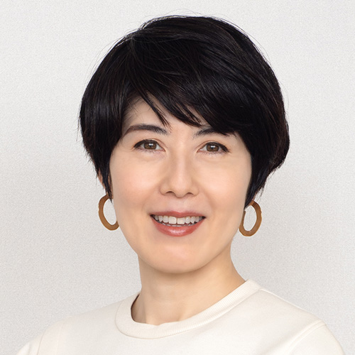 小島 慶子 さん