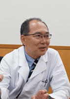 解説：伊東博史