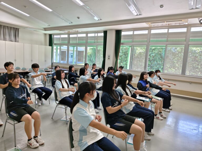 専門職と高校生が連携し地域の健康づくりを推進