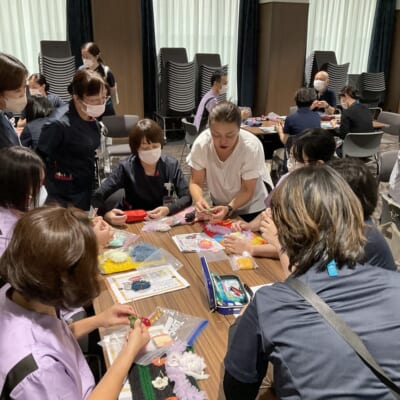 マフ作りを通して認知症ケアを考える