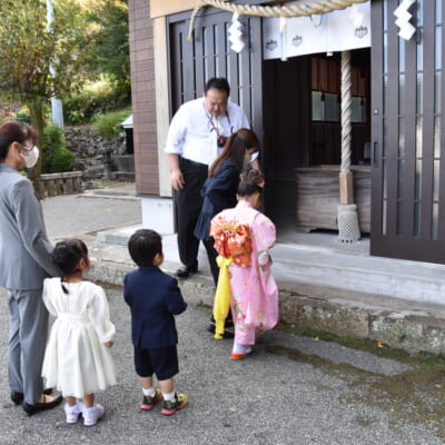 地域に見守られ 健やかな成長を願う