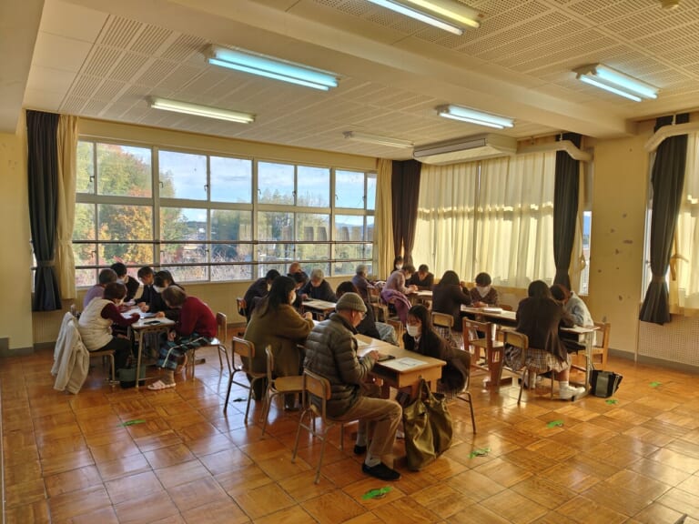 高校生から高齢者へ介護予防体操を初実施