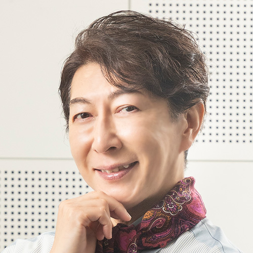 篠井 英介 さん